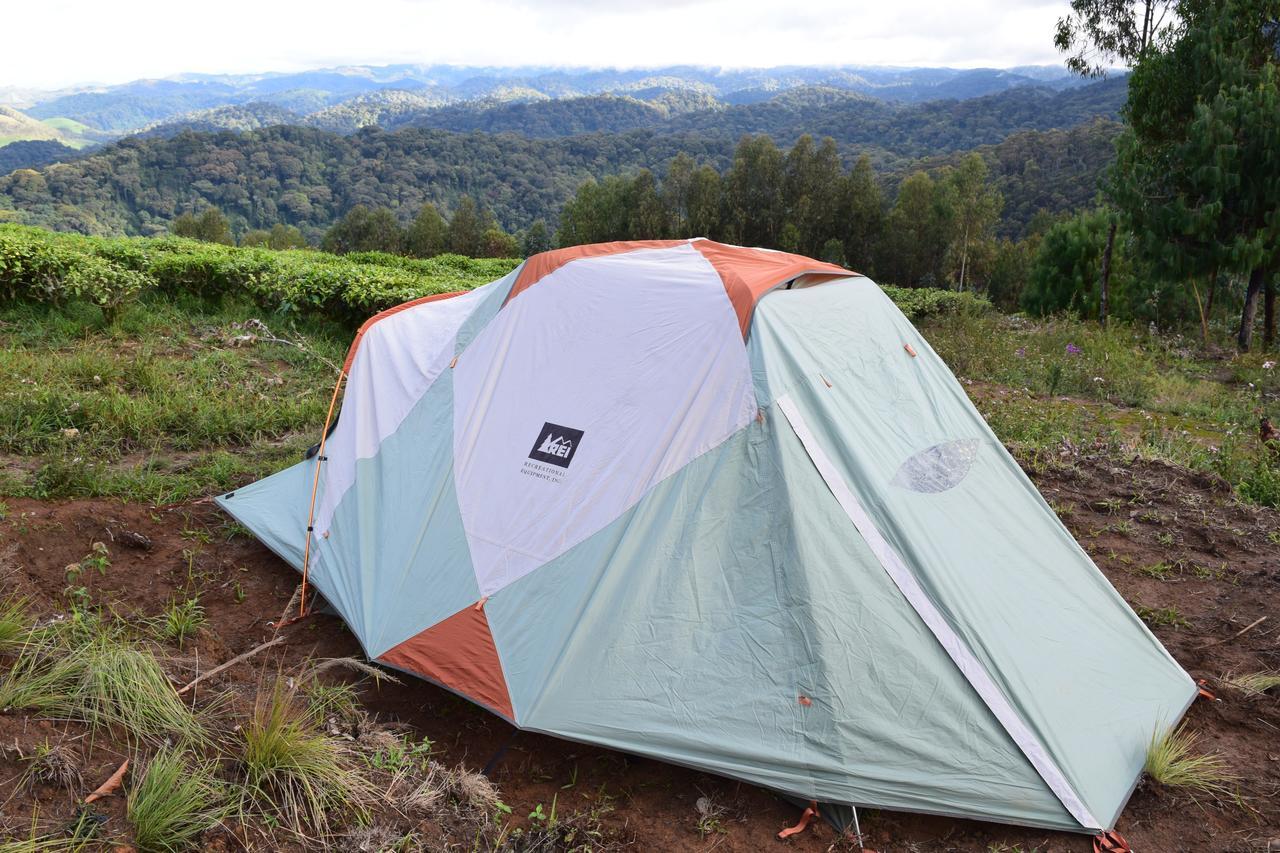 Kitabi Ecocenter Hotel Gabegi Buitenkant foto