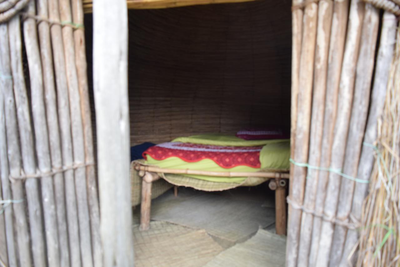 Kitabi Ecocenter Hotel Gabegi Buitenkant foto