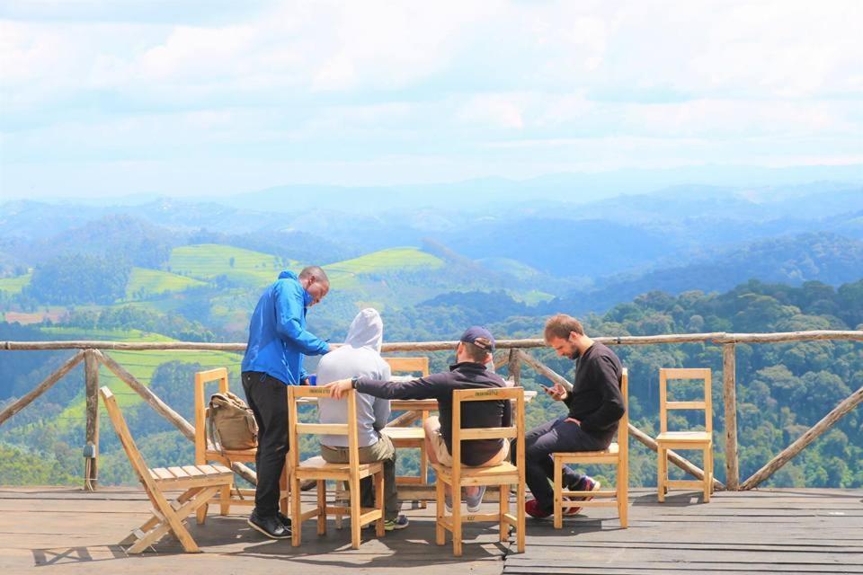 Kitabi Ecocenter Hotel Gabegi Buitenkant foto